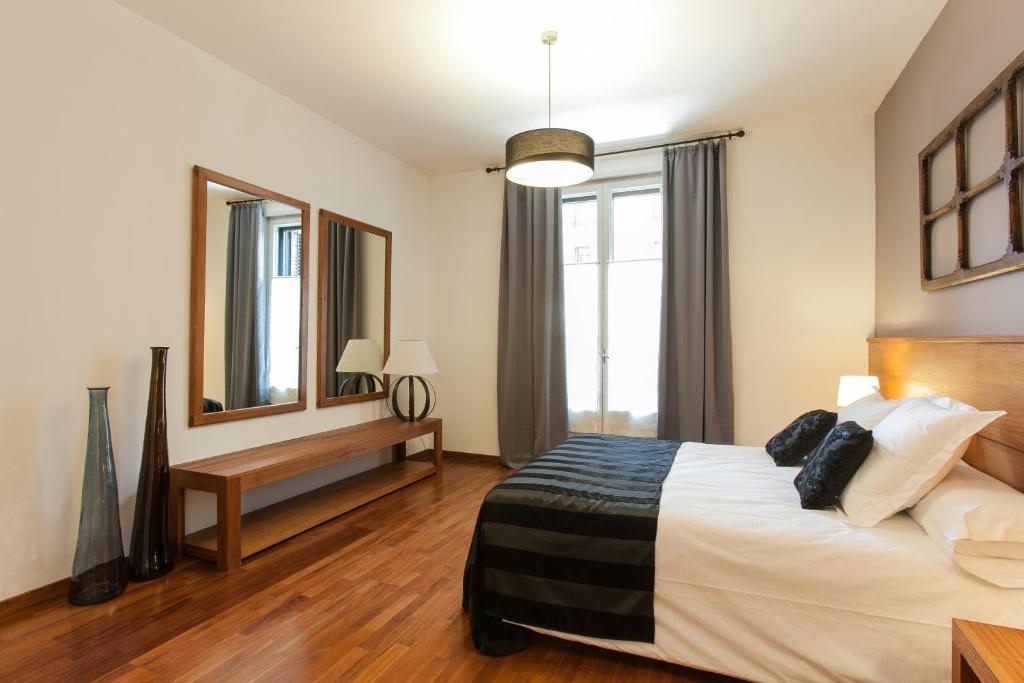 Serennia Apartamentos Ramblas - Placa Catalunya Барселона Номер фото