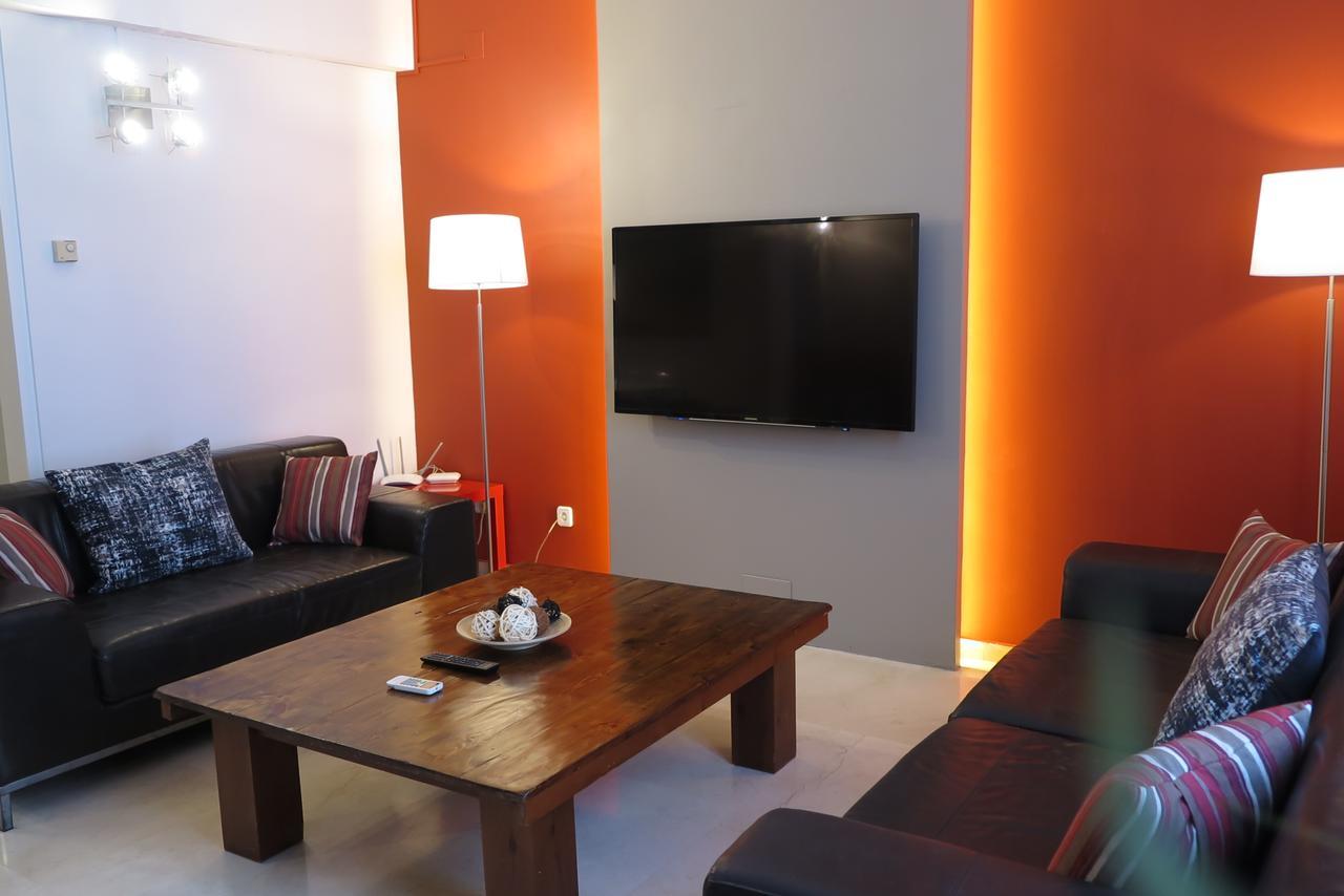 Serennia Apartamentos Ramblas - Placa Catalunya Барселона Экстерьер фото
